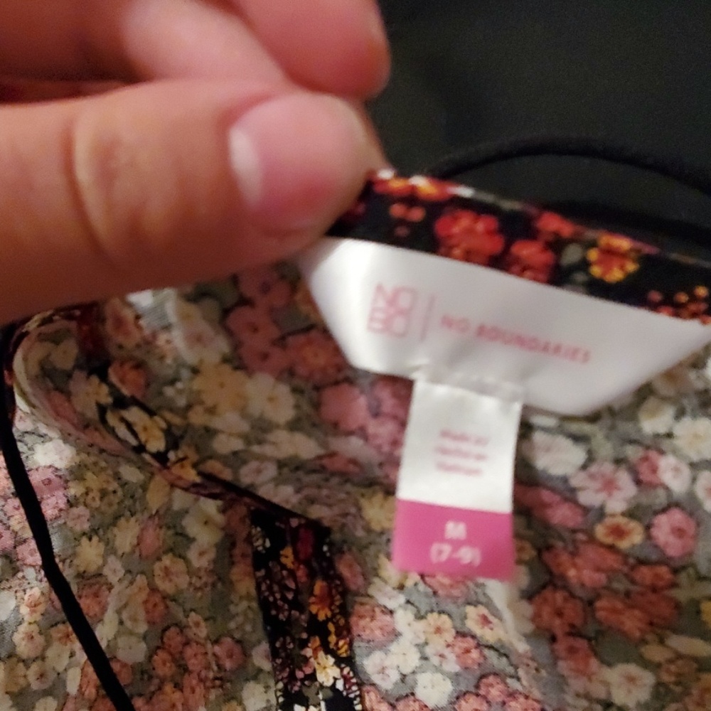 Floral cami - Picture 2 of 4